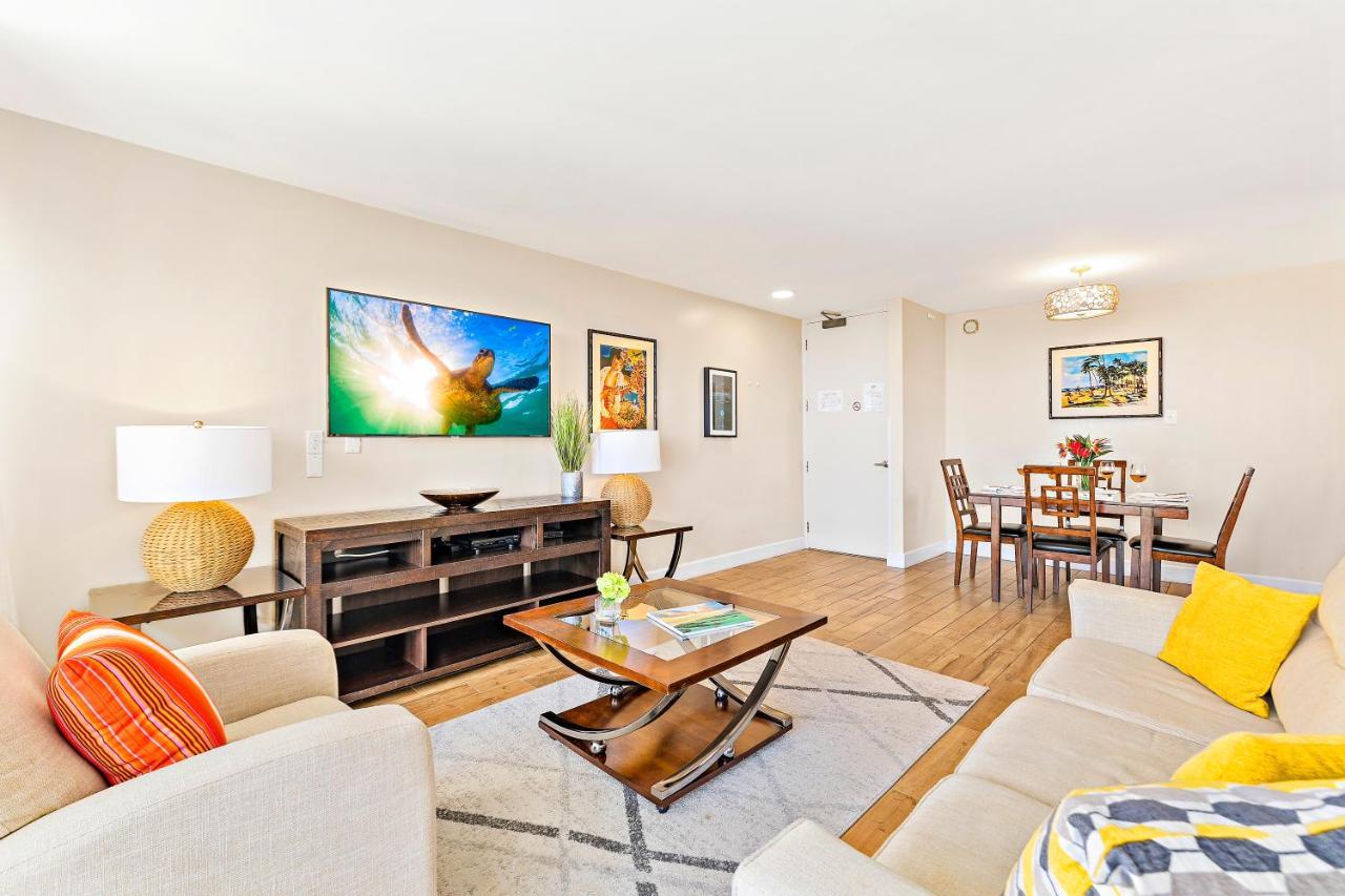 Waikiki Banyan 1Br With Great Ocean Views, Steps To Beach & Parking! Honolulu Eksteriør bilde