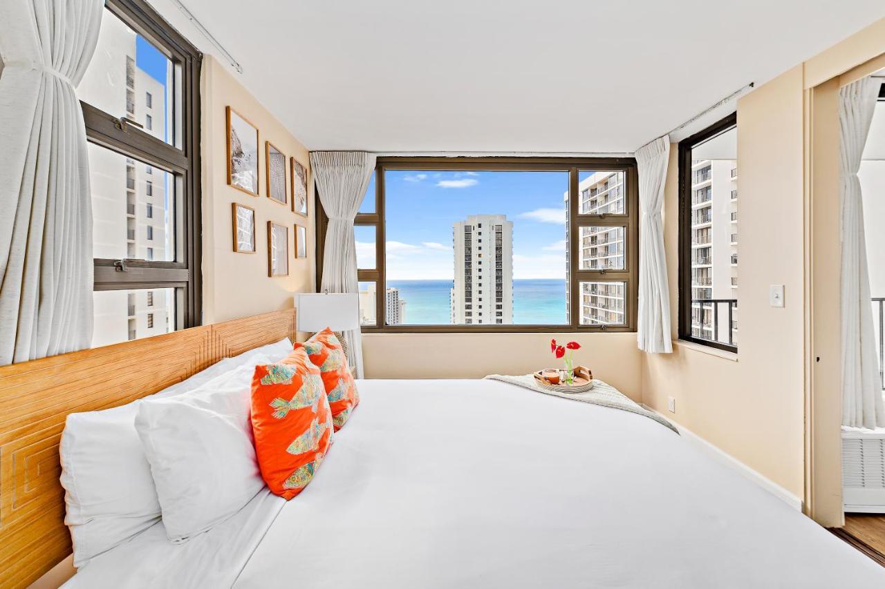 Waikiki Banyan 1Br With Great Ocean Views, Steps To Beach & Parking! Honolulu Eksteriør bilde