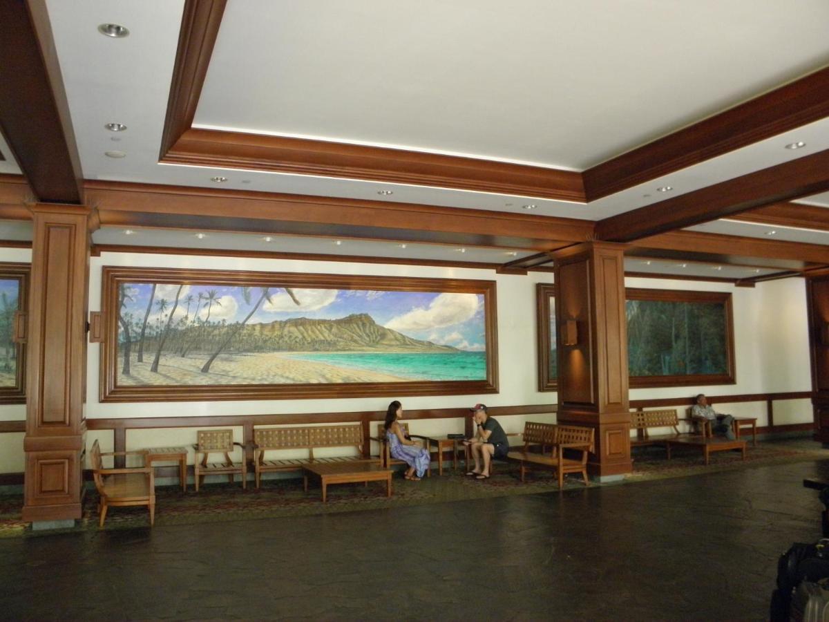 Waikiki Banyan 1Br With Great Ocean Views, Steps To Beach & Parking! Honolulu Rom bilde